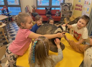 Jahimehed tutvustasid Ramsi lasteaias metsloomade maailma