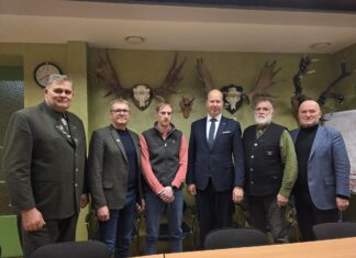 EJS-i esindajad kohtusid siseminister Igor Taroga