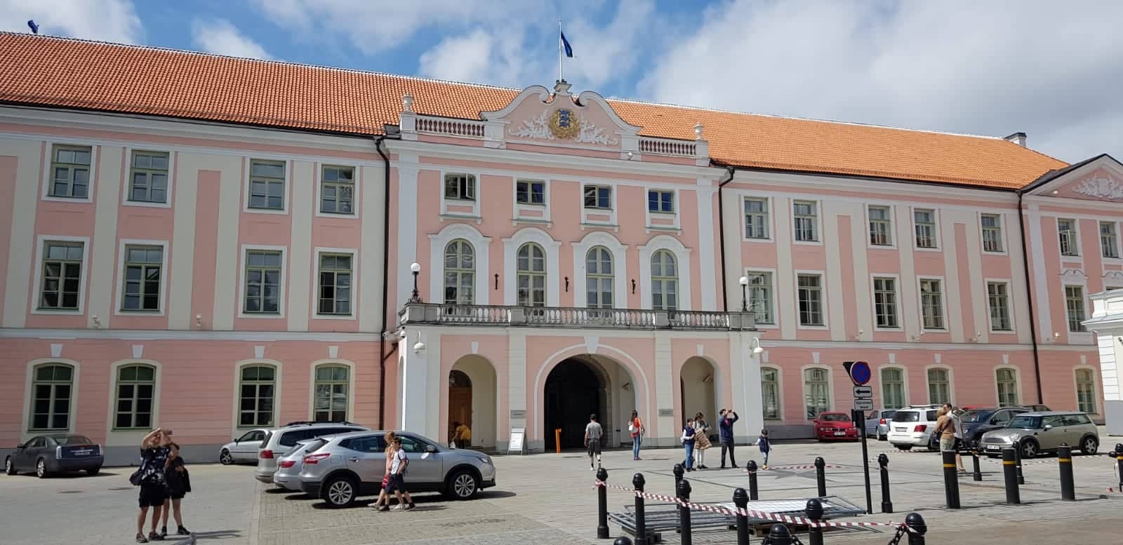 14. jaanuaril võeti Riigikogu täiskogu istungil vastu jahiseaduse ja looduskaitseseaduse muutmise seadus, millega muudetakse näiteks öösihiku kasutamist nuhtlus