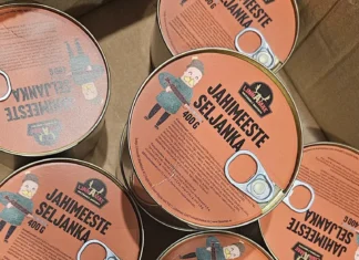 Saaremaa jahiseltsid annetasid Toidupangale 200 kg seljankat